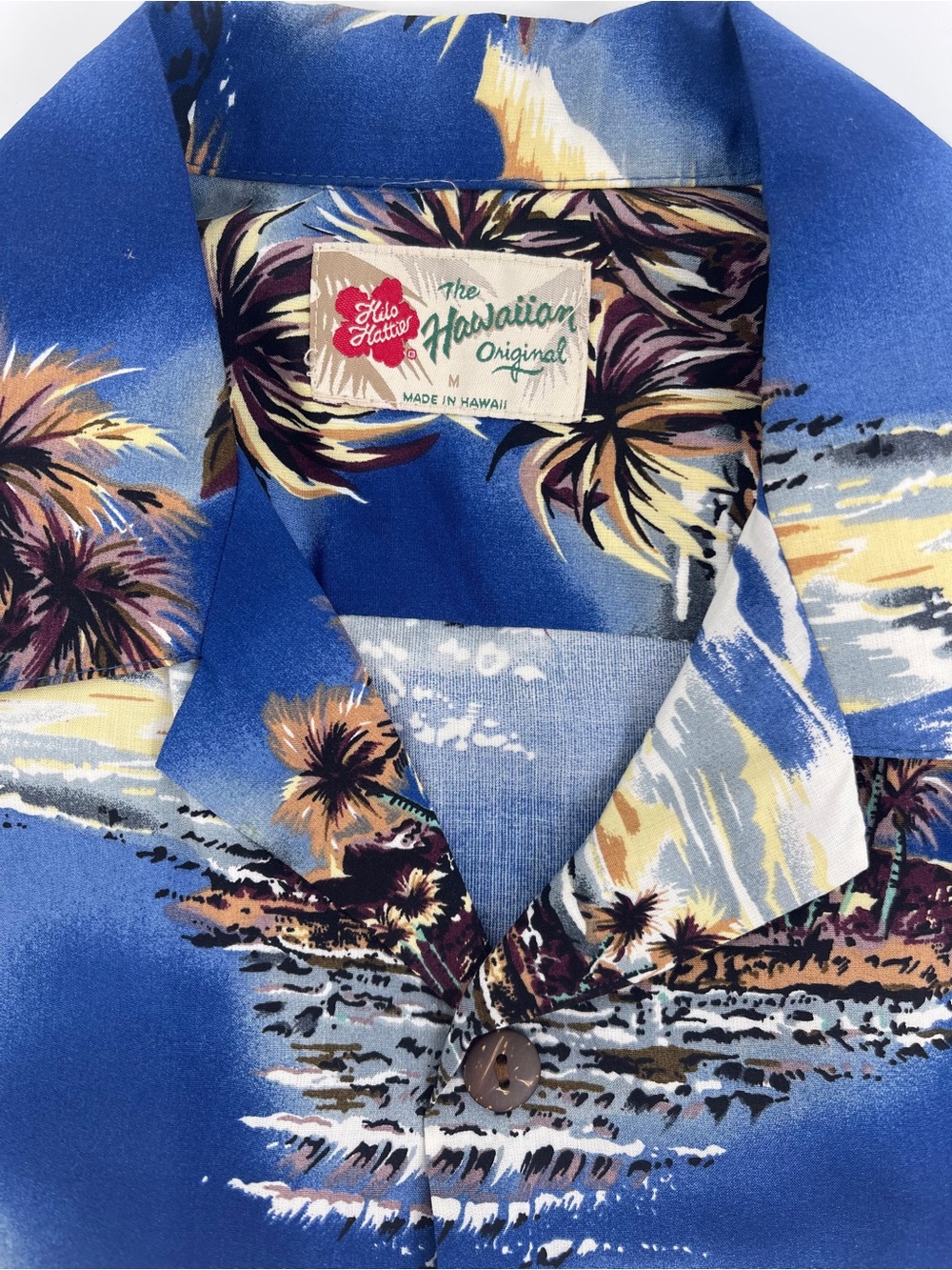 Hilo Hattie Blue Tropical Print Hawaiian Shirt